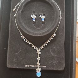 Necklace Earring Set