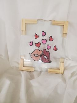 Colorful Kissing Lips And Hearts In Pink And Red Wine