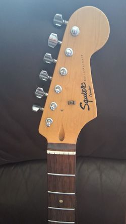 Guitar Neck (squier Fender)
