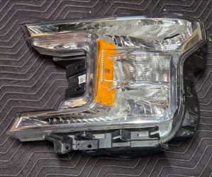 NEW OEM Ford F150 Passenger Headlight