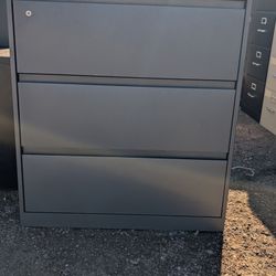 Steelcase Three Drawer Lateral File Cabinet With Keys