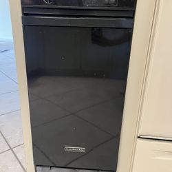 KitchenAid  Trash Compactor 