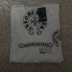 American Flag Tee (White, XL) Brand new with tags. Clean graphic, 100% cotton, never worn. Perfect condition.