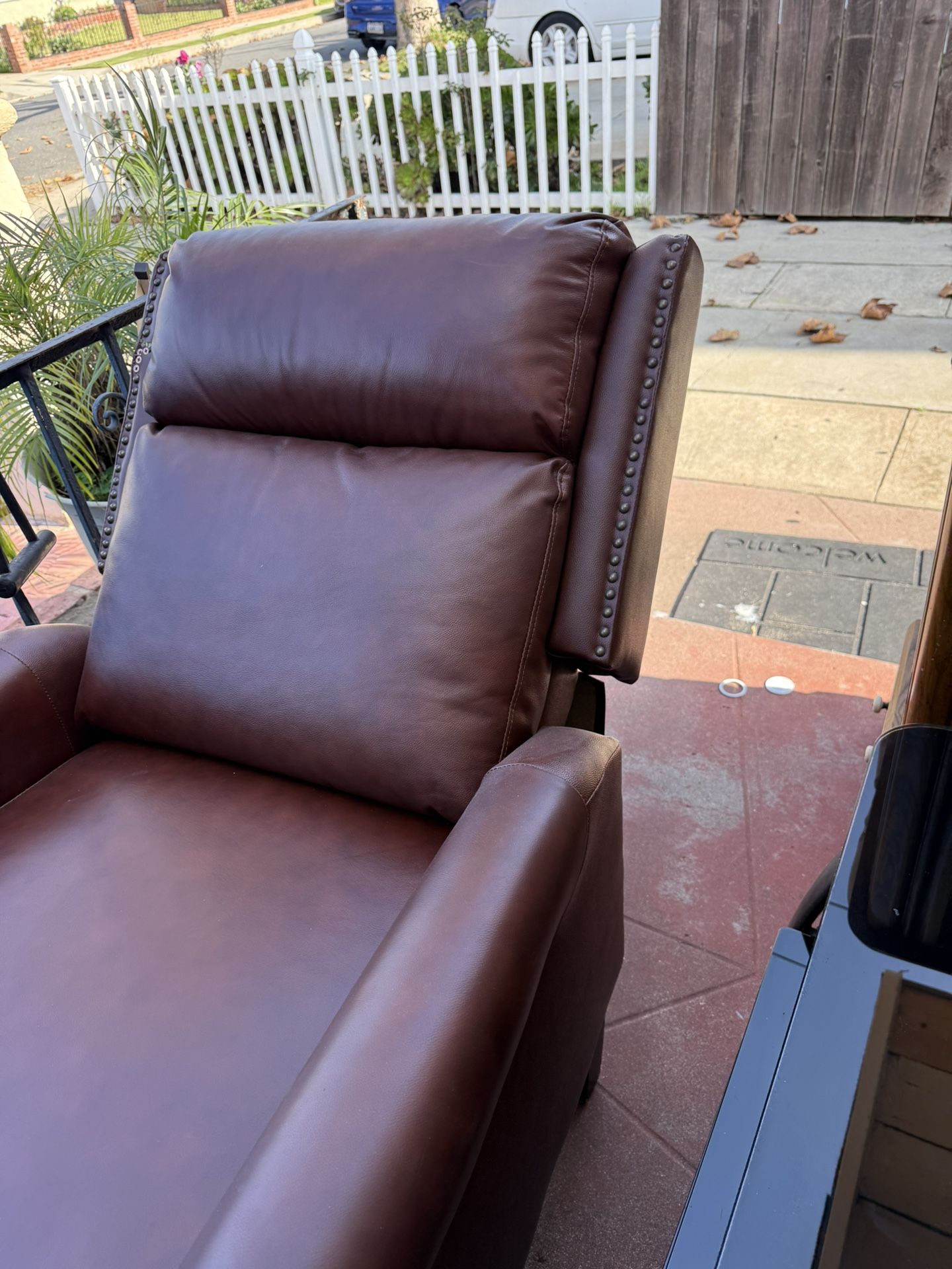 Real Leather. Recliner. Like New