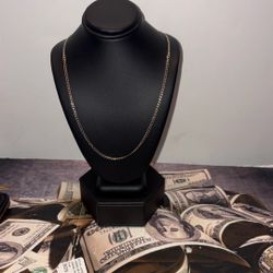34968-1 10KYG CUBAN LINK NECKLACE 