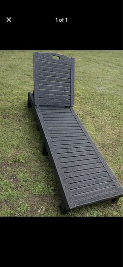 Outdoor Lounge Chair