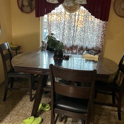 Antique Dinning Table