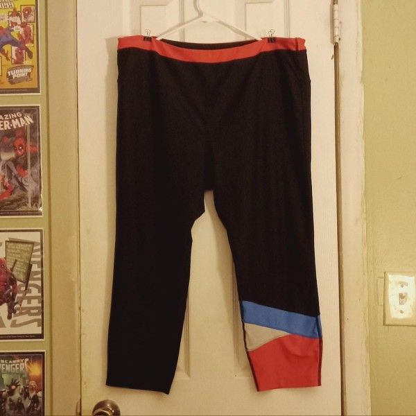 Black Capri Leggings With Colored Block Design
