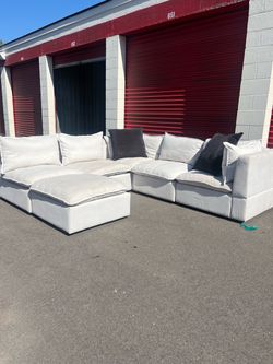 ✨ Modern Low-Sitting Modular Cloud Sectional + Ottoman | Reconfigurable | FREE DELIVERY 🚚