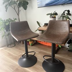 Bar Stools 
