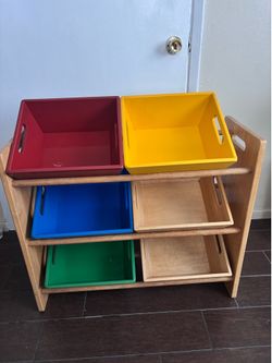Wood toys organizer