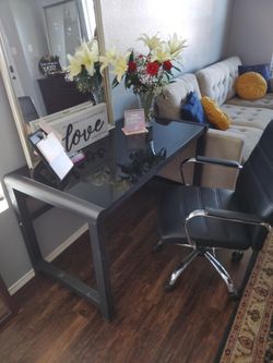 Black Desk & Chair