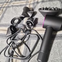 DYSON SUPERSONIC retails 519$