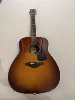 YAMAHA FG800J Acoustic Guitar
