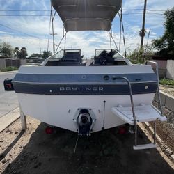 Bayliner Boat