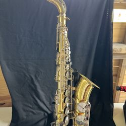 Yamaha YAS 23 alto saxophone