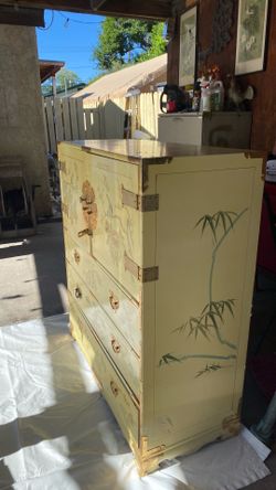 Nice and solid dresser
