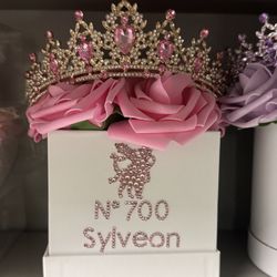 Custom Flower Boxes And Tiara 