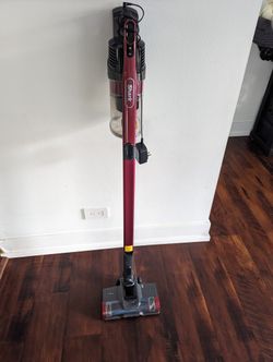 SHARK POWER FINS CORDLESS STICK VACUUM 