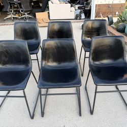 Set Of (6) Black Faux Leather Dinning Room Chairs