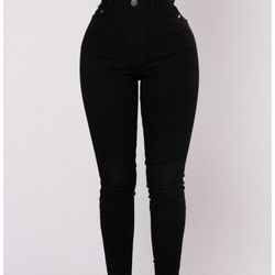 Fashion Nova coraline jeans