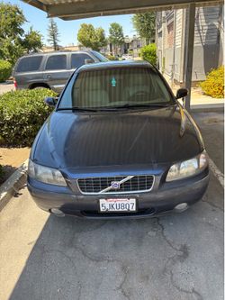 2004 Volvo S60