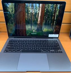 MacBook Air A2337 8GB M1. (2020), good Shape!