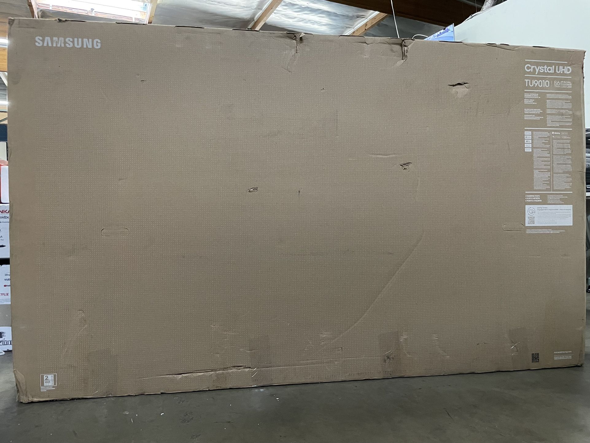 SAMSUNG 86 inch TU9010 LED 4K UHD Smart TV with Alexa Built in UN86TU9010FXZA