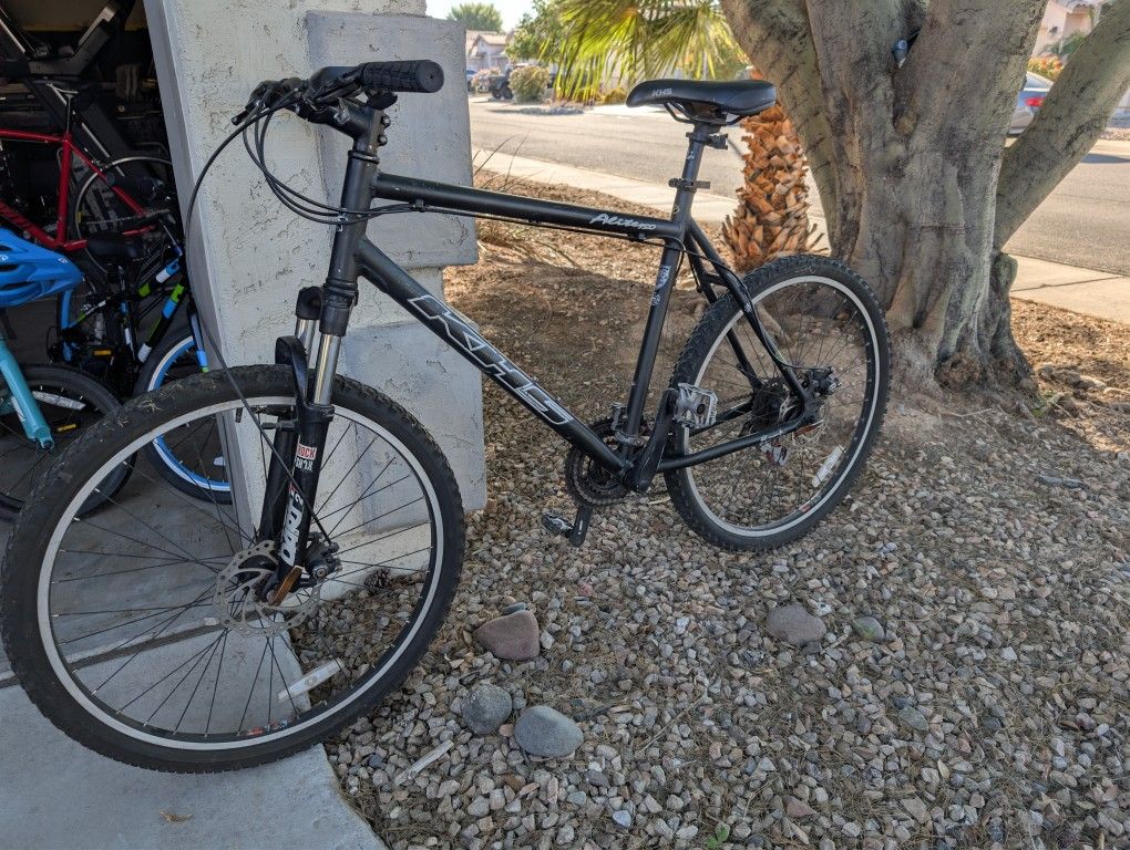 KHS Mountain Bike (21" Frame)