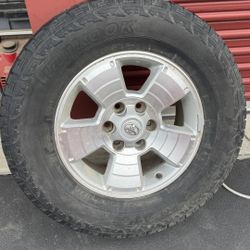 15 Tacoma Stock Wheels/W Tires