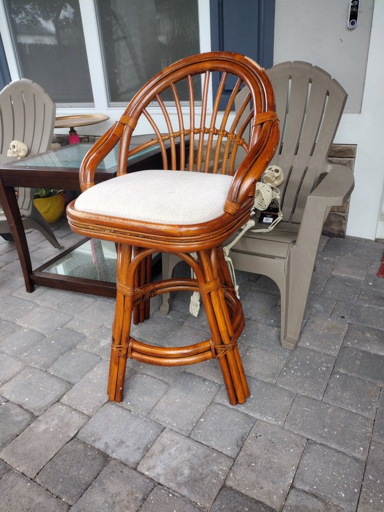 $45 Each Assorted Counter Height Stools Chair Stool Outdoor Patio Balcony Drafting Table Kitchen Counter
