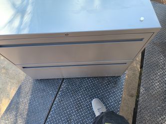 Filing Cabinets
