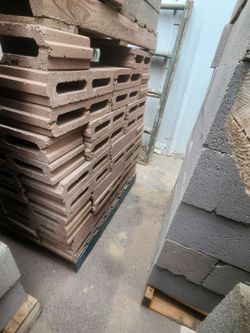 Light red fence block