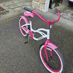 Hello Kitty Cruiser Bike - 20in