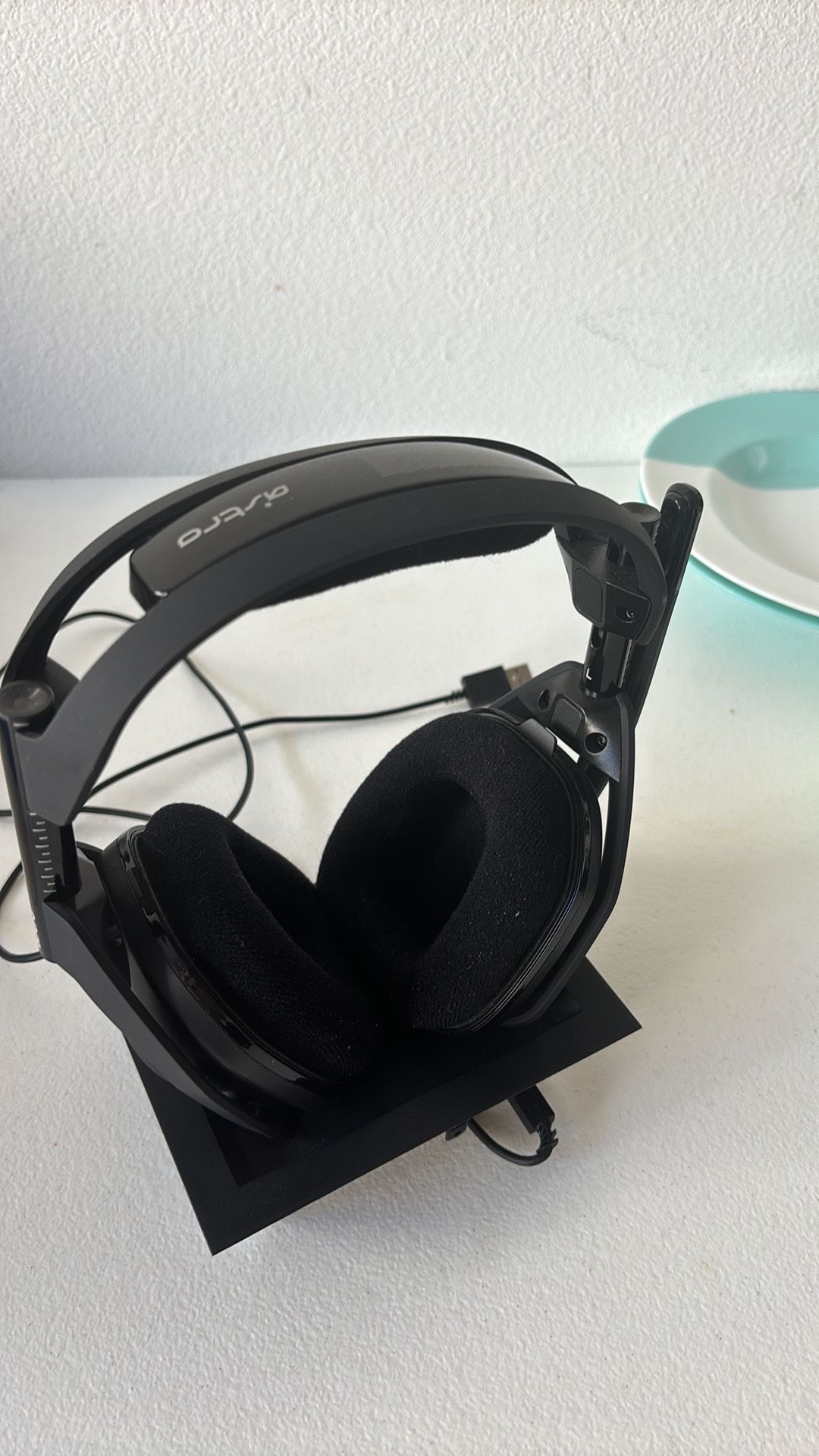 Astro A550 headphones headset and base Audio & Speakers