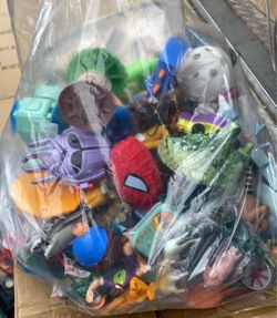 Large Bag of Kids Toys McDonalds & Other Fast Food Toys Figures $5 For The Bag