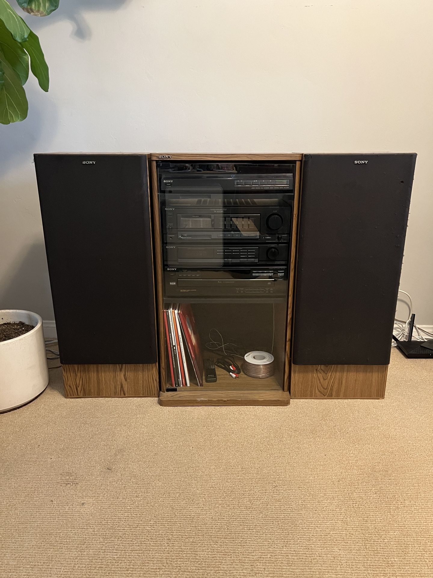 Vintage Sony Stereo Sound System 