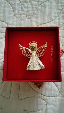 Angel Brooch - Brand NEW