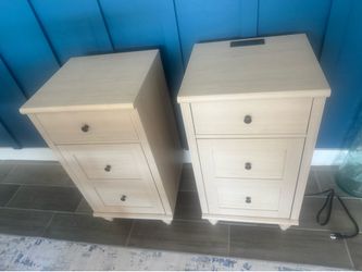 New Set of nightstands
