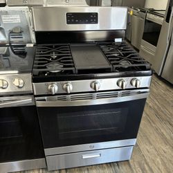G.E Gas Stainless Steel Stove