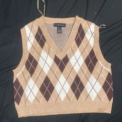 Diamond Pattern Sweater Vest