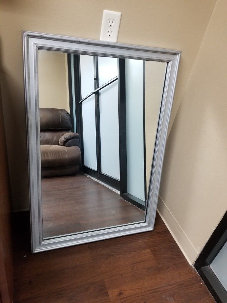 Floor/Wall Mirror