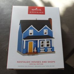 Hallmark Retro House