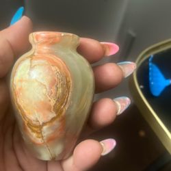 polished Ónix Stone Vintage Vase