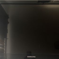Samsung Flat Screen tv Good Condition 