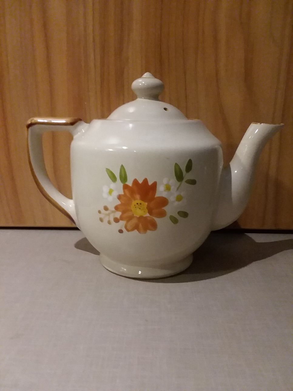 Vintage Stonecrest Autumn Glory Teapot