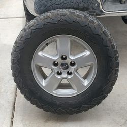Rims And Tires 265/70R17