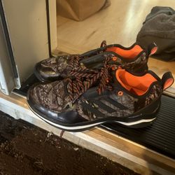 Boys Size 6.5 Adidas 