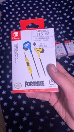 Nintendo switch earbuds with mic works on phones to Mariocart and Fortnite edition