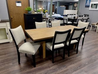Gorgeous Dining Set